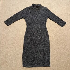 Elegant Gray warm collared Women's Dress size small good condition slimming